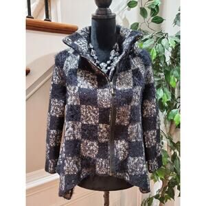 Simply Couture Women's Black & Gray Acrylic Long Sleeve Full Zip Front Jacket XL